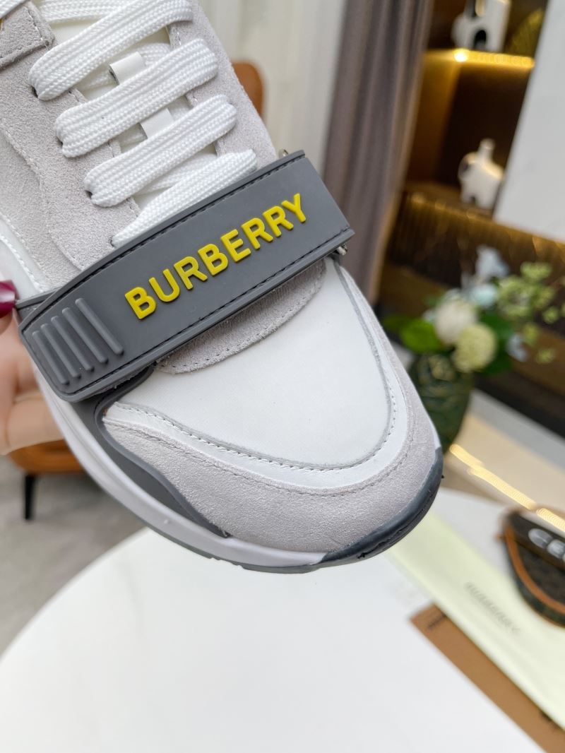 Burberry Low Shoes